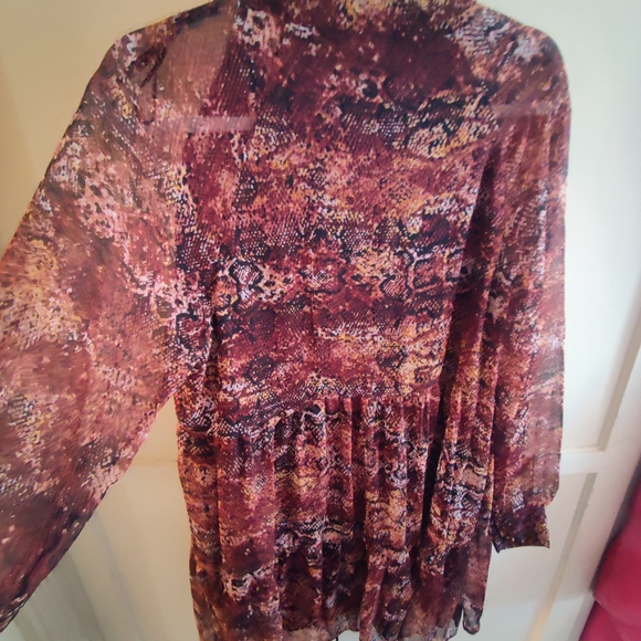 Dress - Picture 2 of 4